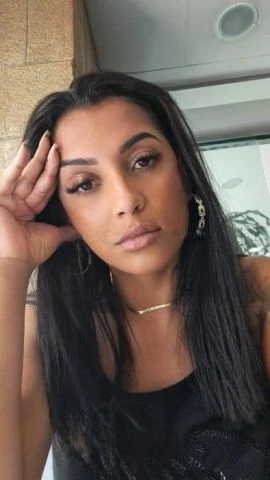 Raquel — 2 / 9
