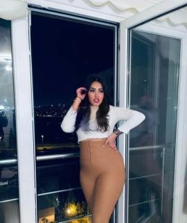 Rania — 5 / 7