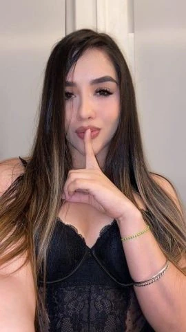 Isabella — 2 / 9