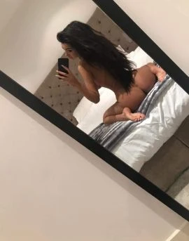 Vicky — 2 / 8