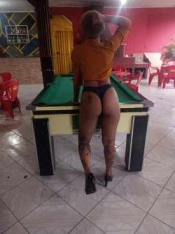 Carinne Valadares — 5 / 9