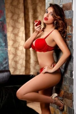 Belen Hot Latina — 4 / 6