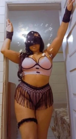 Bruna Lins — 7 / 9