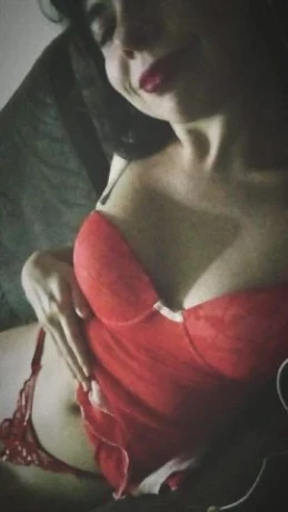 Alice Petit — 2 / 9