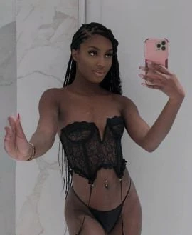 Zoe — 5 / 7