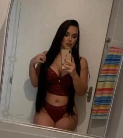 Lorena Dourado — 7 / 9