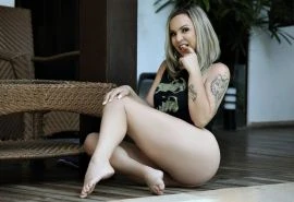 Luna Brasileira — 4 / 9