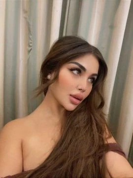 Reema — 4 / 6