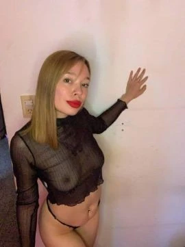 Mia — 3 / 5