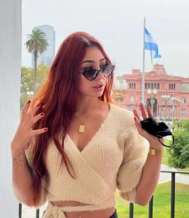Leticia Castro — 3 / 9