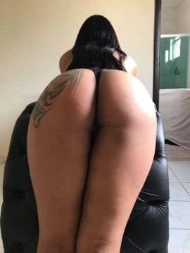 Jessica Souza — 2 / 5