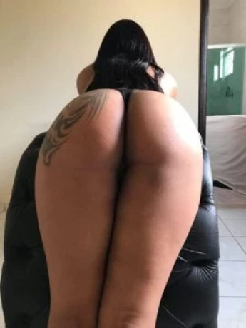 Jessica Souza — 2 / 5