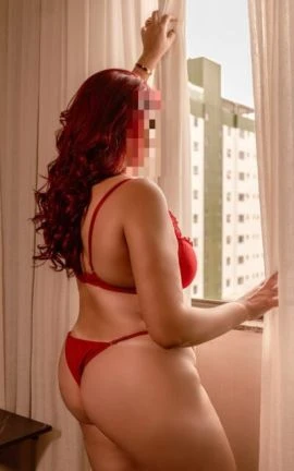 Bianca Fortunne — 6 / 9