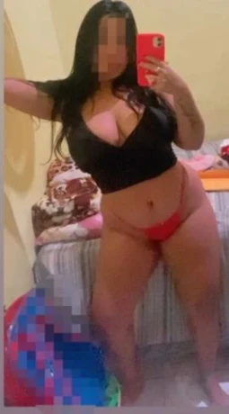 Letícia Ferraz — 8 / 9