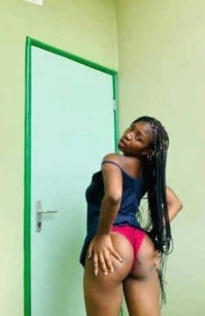 Nicky Kitty — 3 / 4