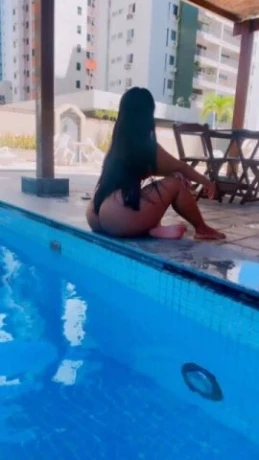 Amanda Lins — 2 / 5