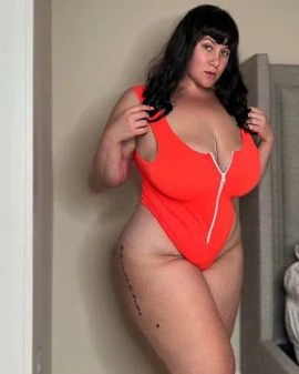 Lauren — 7 / 9