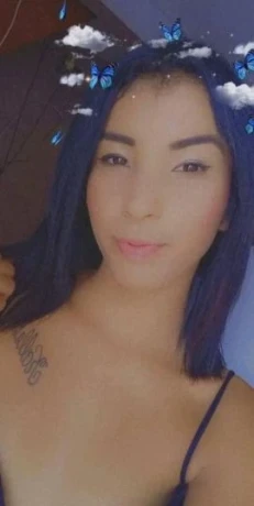 Vitoria Souza — 2 / 4