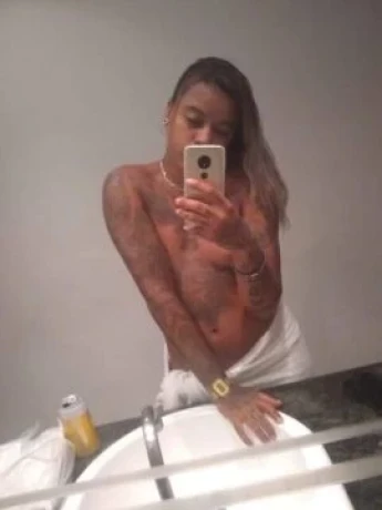 Scarlet Padilha — 3 / 5