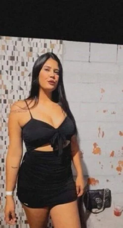 Bianca Castro — 3 / 5