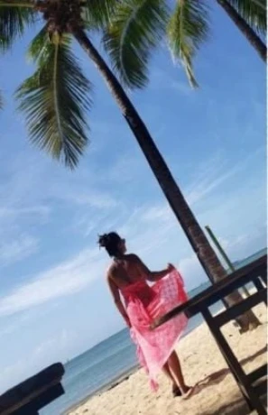 Karol Castro — 6 / 9