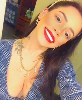 Letícia Gomes — 5 / 8