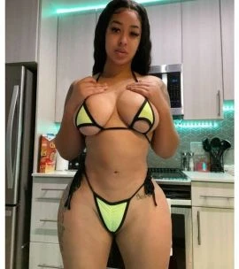 Female Escort — 4 / 5