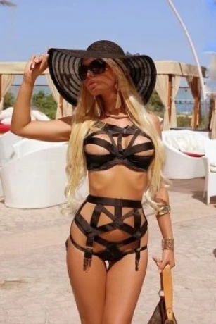 Alisa Russian — 6 / 7