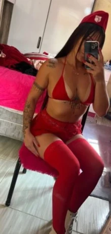 Alana Beatriz — 2 / 5