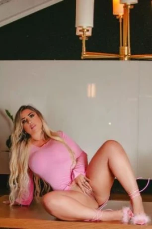 Brenda Ferraz — 2 / 9