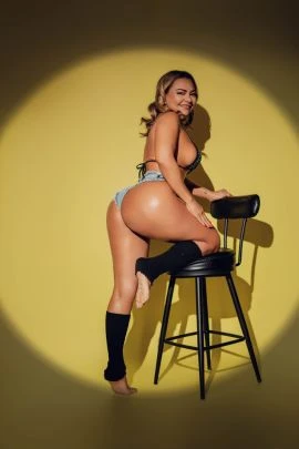 Dama — 7 / 9
