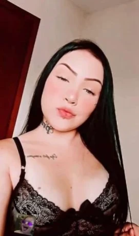 Mikaella Bittencourt — 4 / 5