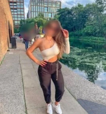 Nanda Dias — 2 / 8