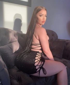 Brittany Juliet — 4 / 5
