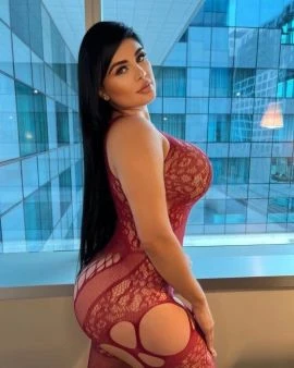Clara — 2 / 6