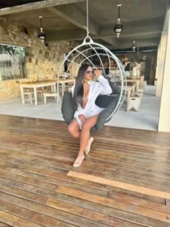 Sabrina Duque — 6 / 9