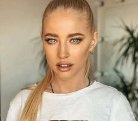 Female Escort — 5 / 6