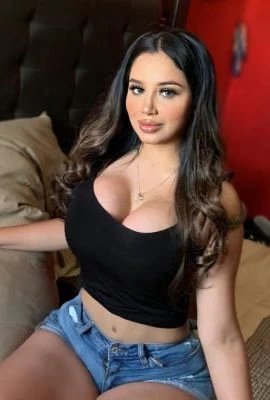 Isssy — 1 / 5