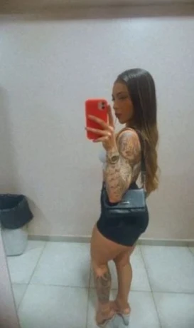 Bella Borges — 4 / 6