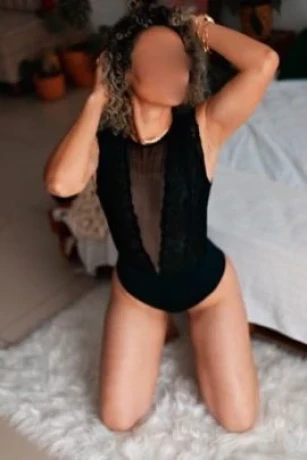 Paloma Marcelyy — 4 / 9