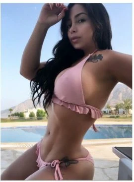 Female Escort — 7 / 9