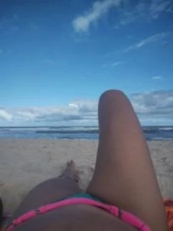 Sabrina Bonfim — 1 / 4