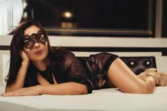 Diana Ferraz — 8 / 9