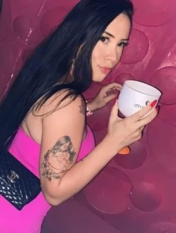 Carol Oliveira — 2 / 6