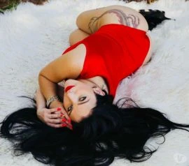 Female Escort — 4 / 5
