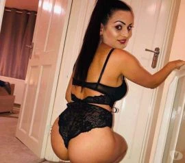 Female Escort — 7 / 9