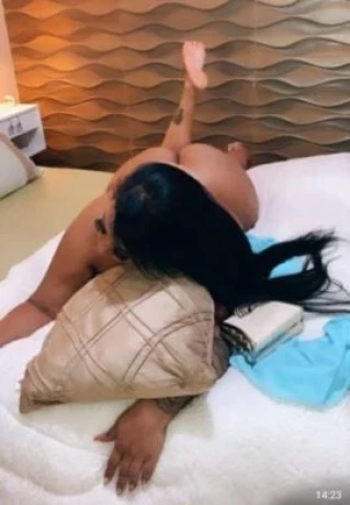 Juliana Aguiar — 5 / 6