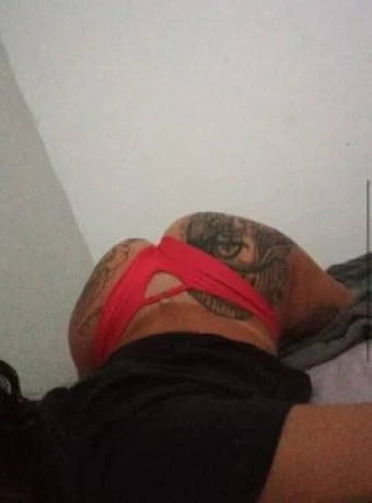 Tayná Rodrigues — 2 / 5