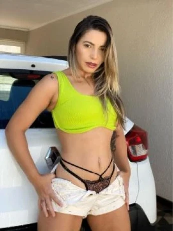 Patrícia Campos — 1 / 4