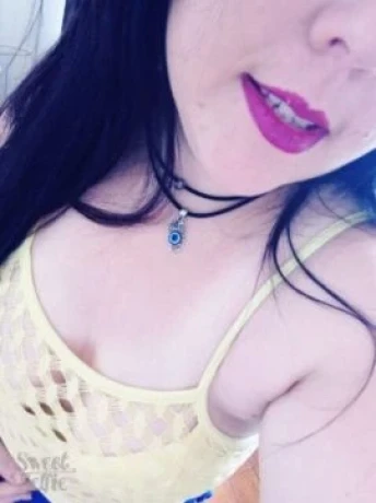 Karol Mello — 3 / 4